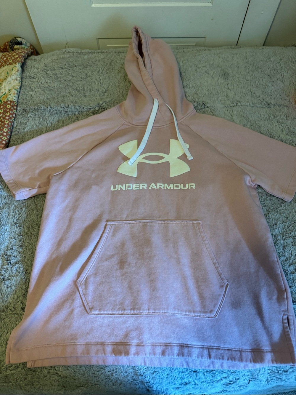 Under Armour Light Pink Short-Sleeve Hoodie